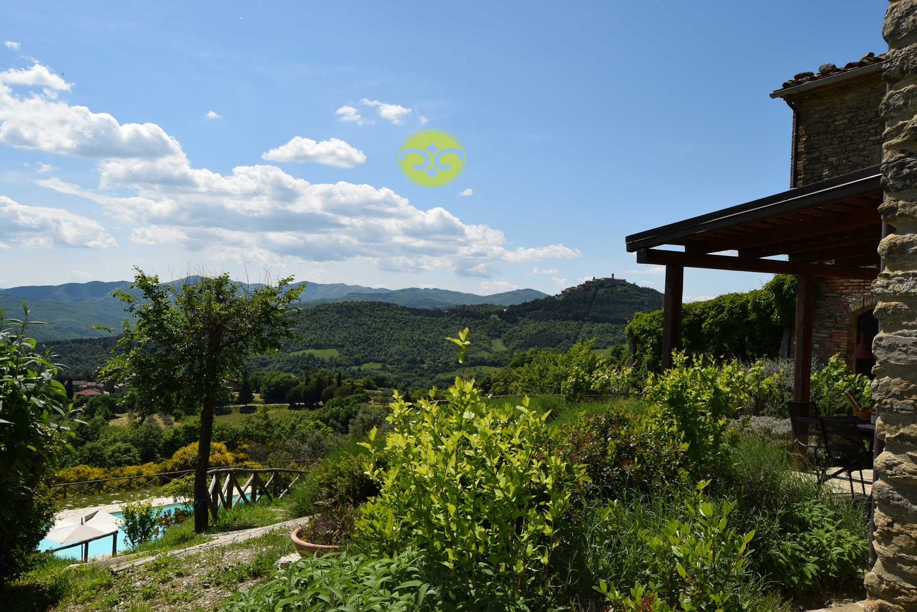 Country Houses Umbria linda welchome.jpg